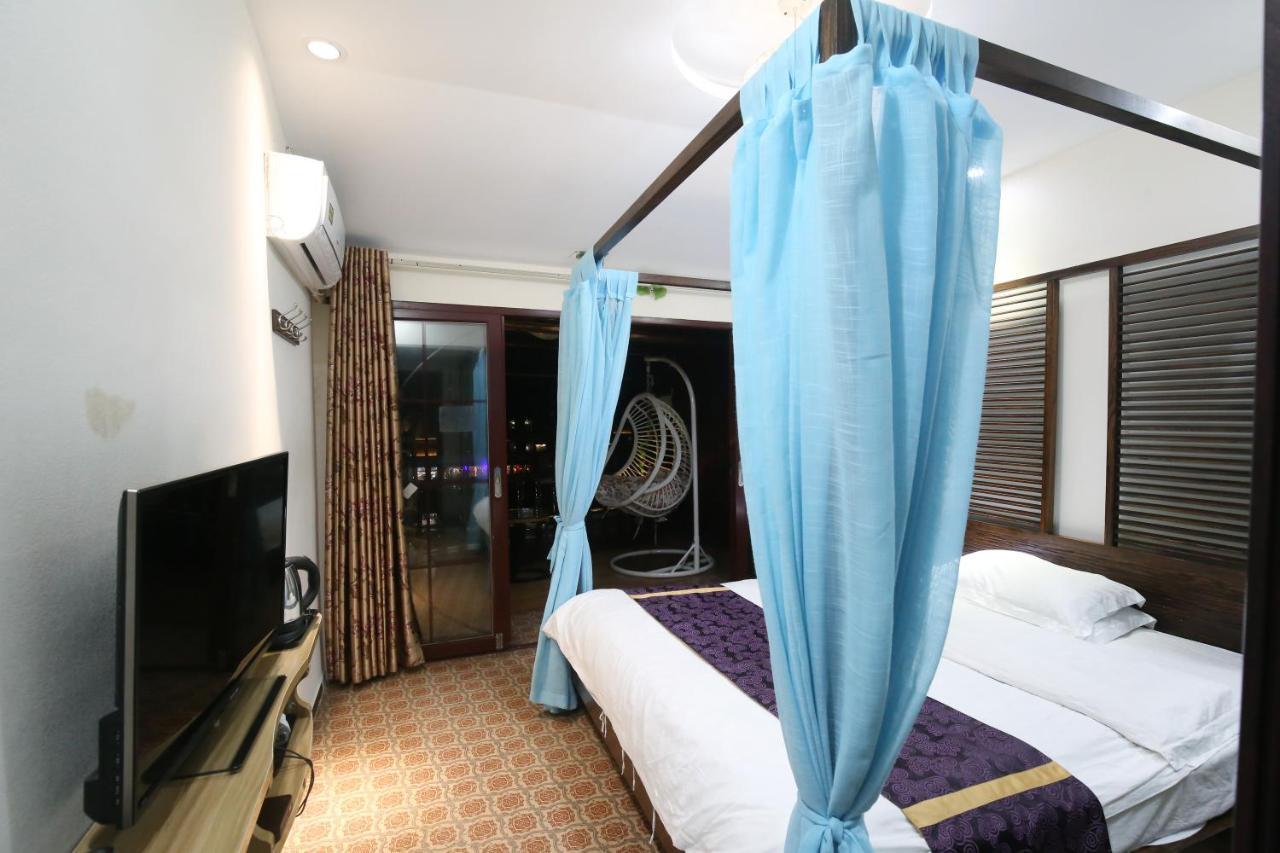Lqj Riverside Guest House Fenghuang Dış mekan fotoğraf