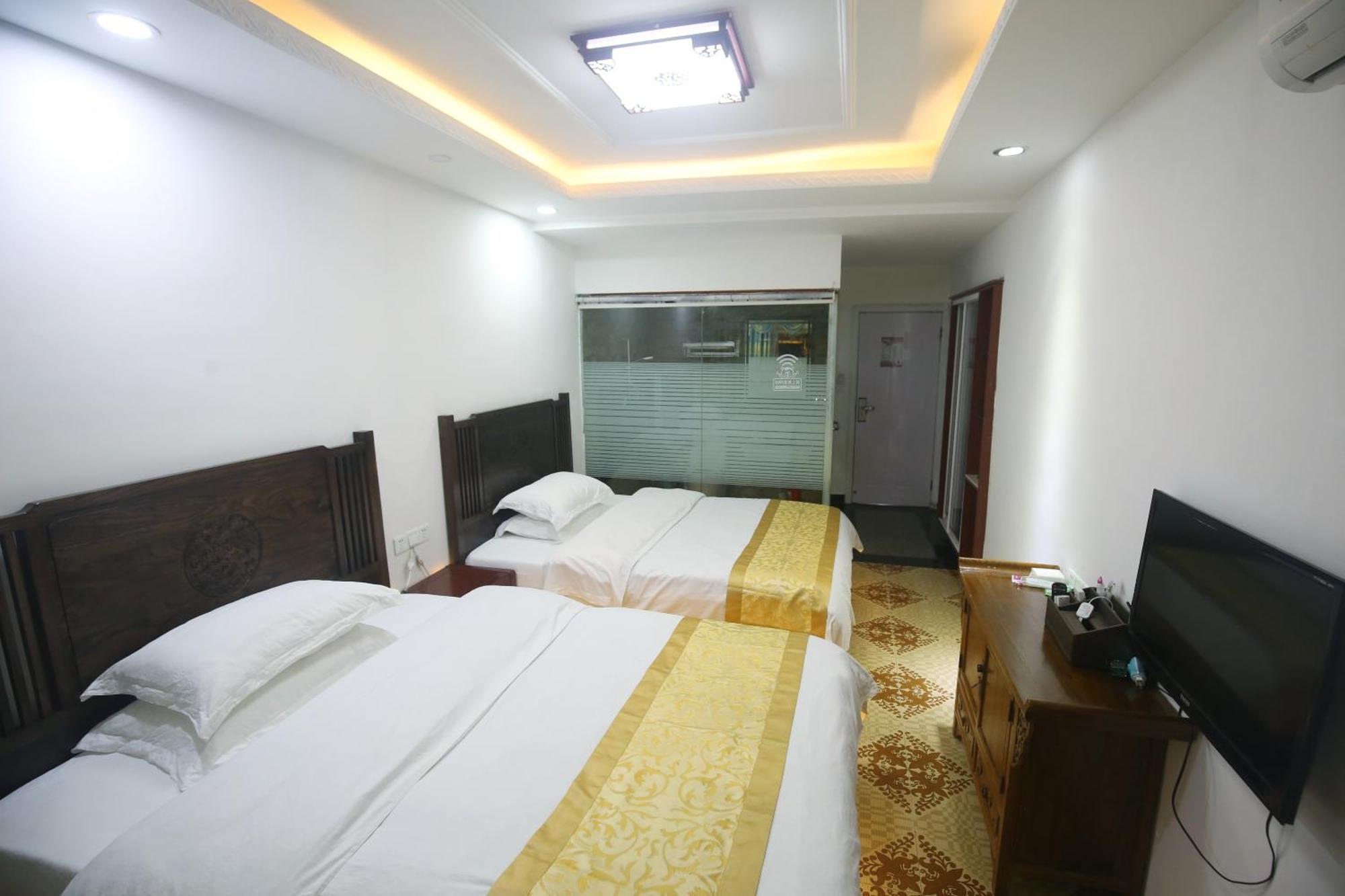 Lqj Riverside Guest House Fenghuang Dış mekan fotoğraf